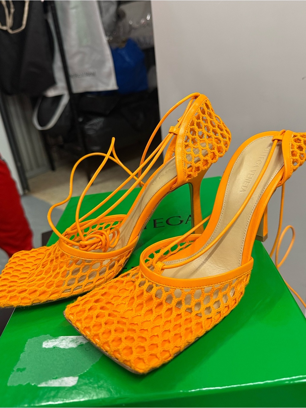NWT Bottega Veneta Stretch Mesh Heel in Tangerine Orange - Size EU 40 - Picture 5 of 8